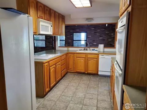 981 W Sunset Dr, Akron, CO 80720 photo 3