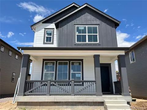 535 Cottonwood Ave, Bennett, CO 80102