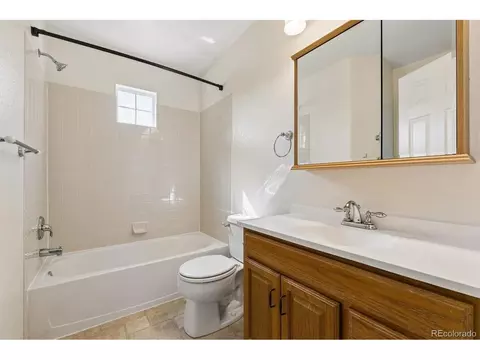 Bath - 10220 Echo Cir, Longmont, CO 80504 photo 4 of 5
