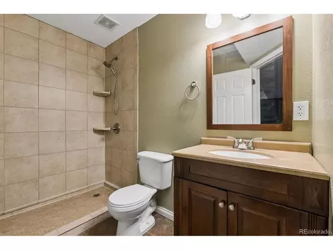 Bath - 10220 Echo Cir, Longmont, CO 80504 photo 5 of 5