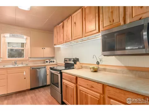 3913 Empire St, Evans, CO 80620 photo 9