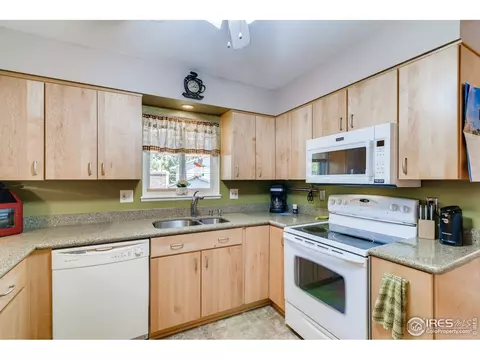 1438 39th Ave, Greeley, CO 80634 photo 3