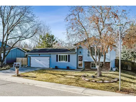 6977 W Frost Pl, Littleton, CO 80128