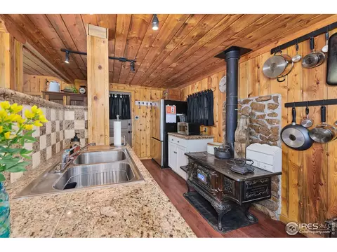 539 Riverside Dr, Lyons, CO 80540 photo 12