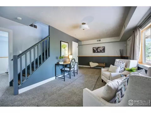 544 Apache, Lyons, CO 80540 photo 12