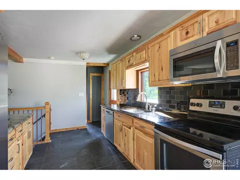 544 Apache, Lyons, CO 80540 photo 6
