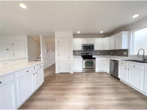 Kitchen - 3480 E 100th Ct, Thornton, CO 80229 photo 5 of 6