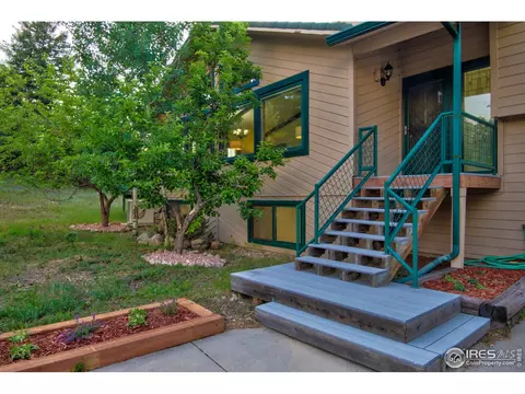 384 Deer Trail Rd, Boulder, CO 80302 photo 2