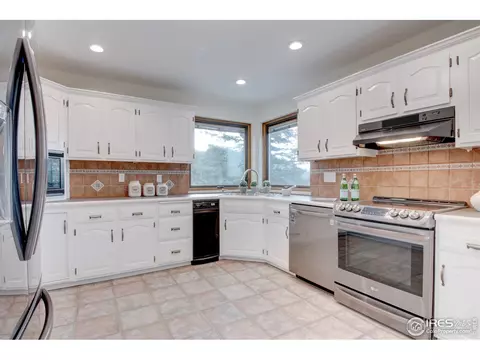 384 Deer Trail Rd, Boulder, CO 80302 photo 8