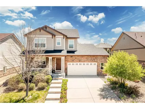26050 E Davies Dr, Aurora, CO 80016