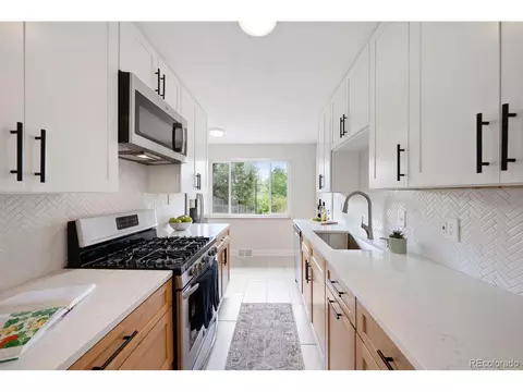 5336 Johnson St, Arvada, CO 80002 photo 2