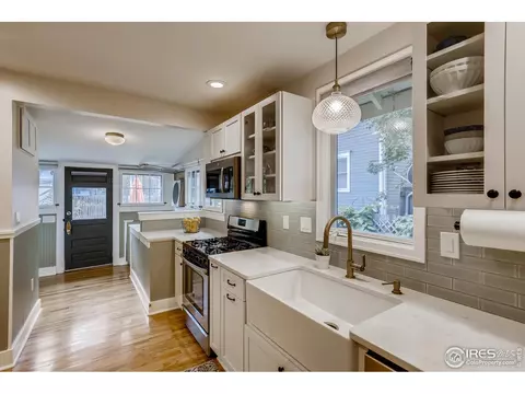 1610 Grove St, Boulder, CO 80302 photo 2