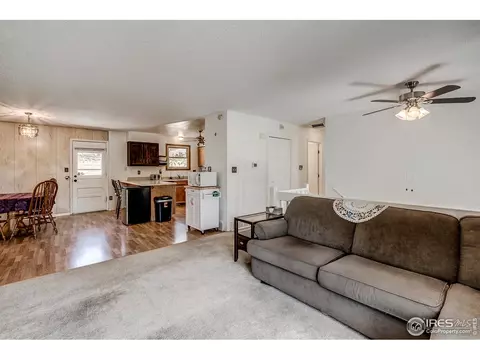 1435 E 97th Pl, Thornton, CO 80229 photo 3