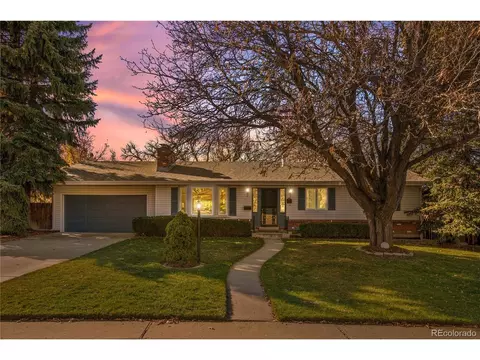2346 Crabtree Dr, Centennial, CO 80121