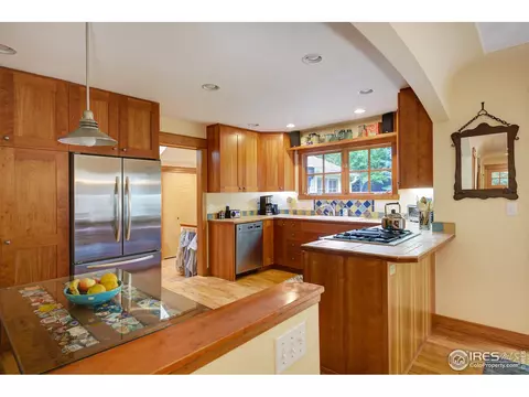 425 Hawthorn Ave, Boulder, CO 80304 photo 10