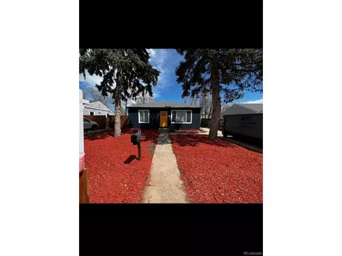 1716 Clinton St, Aurora, CO 80010