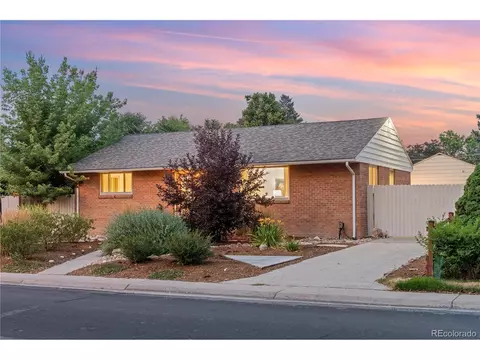 2360 Joliet St, Aurora, CO 80010