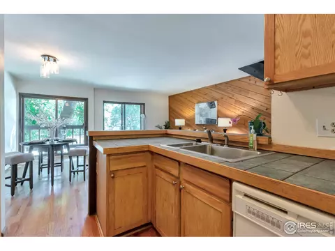 827 Maxwell Ave #J, Boulder, CO 80304 photo 4
