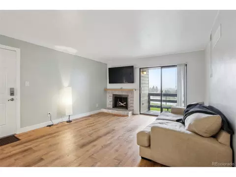579 Wright St #204, Lakewood, CO 80228 photo 6