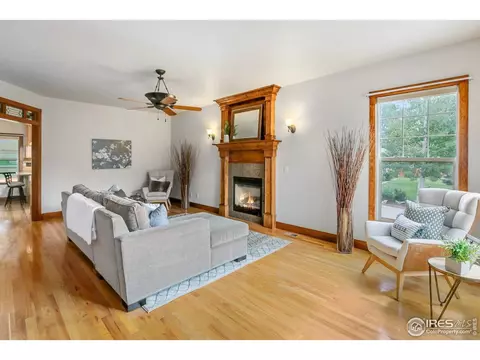 1050 5th St, Berthoud, CO 80513 photo 5