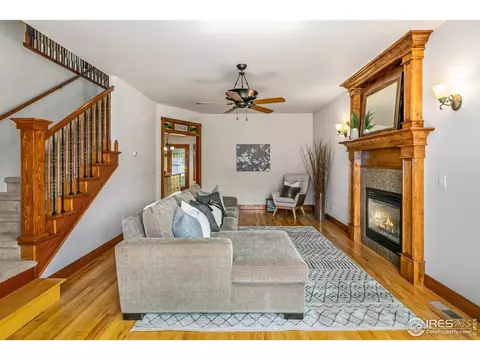 1050 5th St, Berthoud, CO 80513 photo 4