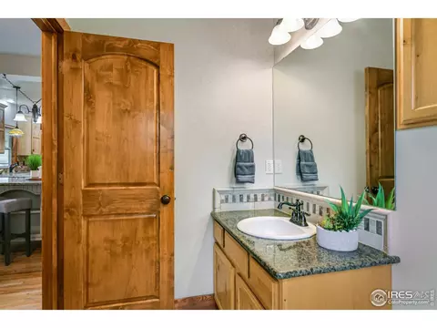 1050 5th St, Berthoud, CO 80513 photo 11
