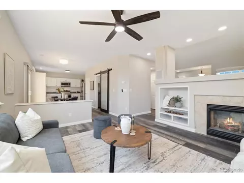 2404 S Genoa Way, Aurora, CO 80013