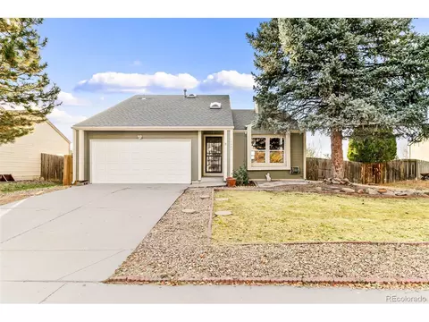 17322 E Ford Dr, Aurora, CO 80017