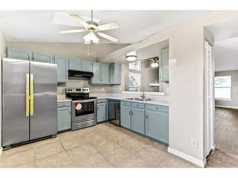 17322 E Ford Dr, Aurora, CO 80017 photo 4