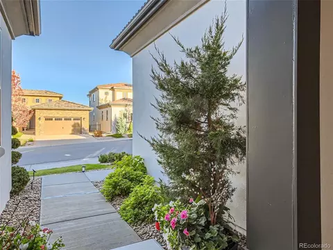 10461 Ladera Dr, Lone Tree, CO 80124 photo 5