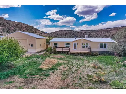35 Rockrimmon Rd, Williamsburg, CO 81226