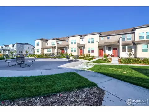 16086 E Warner Dr, Denver, CO 80239 photo 2