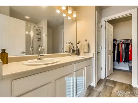 16086 E Warner Dr, Denver, CO 80239 photo 18