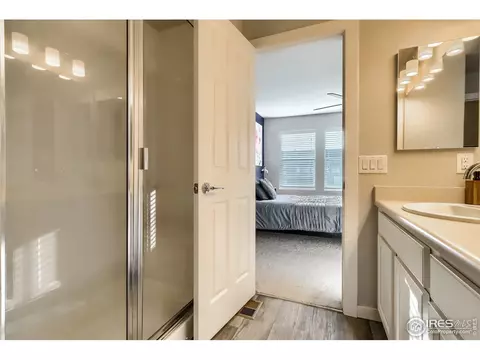 16086 E Warner Dr, Denver, CO 80239 photo 19