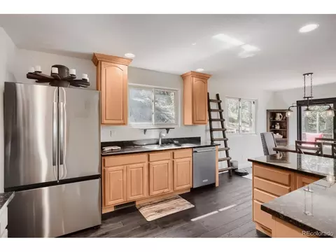 Kitchen - 8352 Martin Ln, Conifer, CO 80433 photo 3 of 3