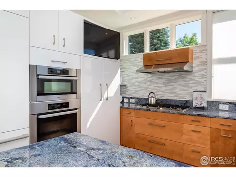 2130 Mesa Dr, Boulder, CO 80304 photo 11