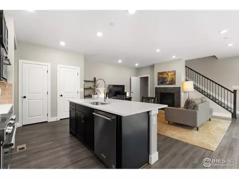 11450 E 26th Ave, Aurora, CO 80010 photo 7