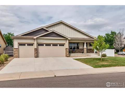 809 5th St, Frederick, CO 80530 photo 2