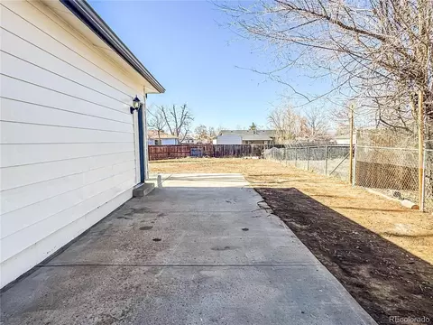 5539 Atchison St, Denver, CO 80239 photo 30