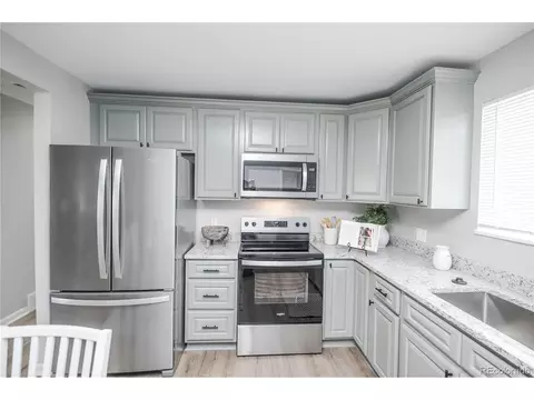 5539 Atchison St, Denver, CO 80239 photo 7