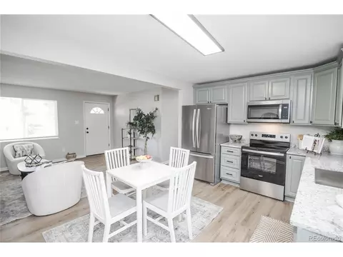 5539 Atchison St, Denver, CO 80239 photo 9
