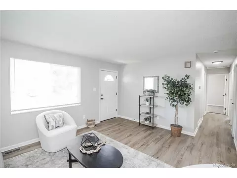 5539 Atchison St, Denver, CO 80239 photo 5