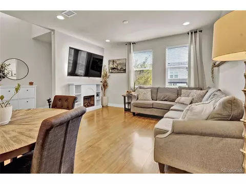 16042 E 47th Pl, Denver, CO 80239 photo 6