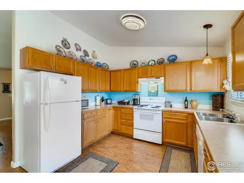 2600 Dock Dr, Evans, CO 80620 photo 9