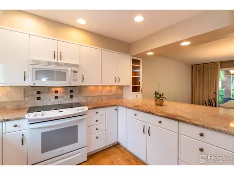 4893 Briar Ridge Ct, Boulder, CO 80301 photo 10