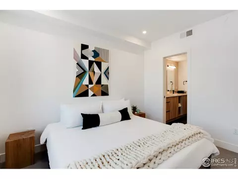 2126 Pearl St #B, Boulder, CO 80302 photo 21