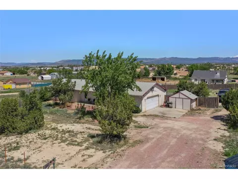 139 9th Ave, Penrose, CO 81240