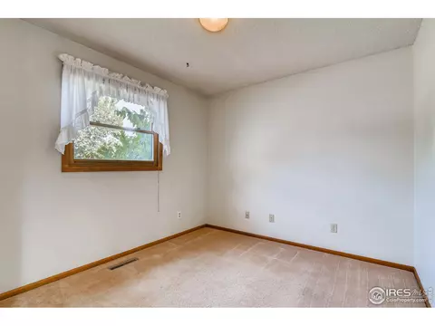 730 Douglas Pl, Berthoud, CO 80513 photo 11