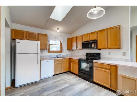 730 Douglas Pl, Berthoud, CO 80513 photo 13