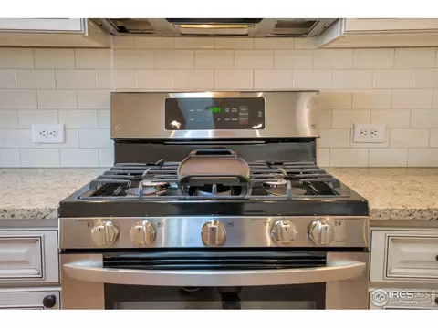 635 Davis Dr, Frederick, CO 80530 photo 4